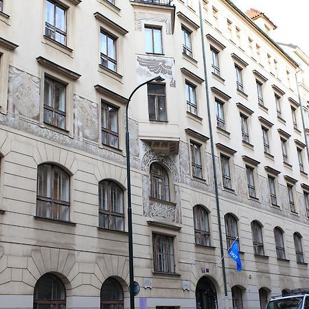 Hostel Hlavkova Prag Exterior foto