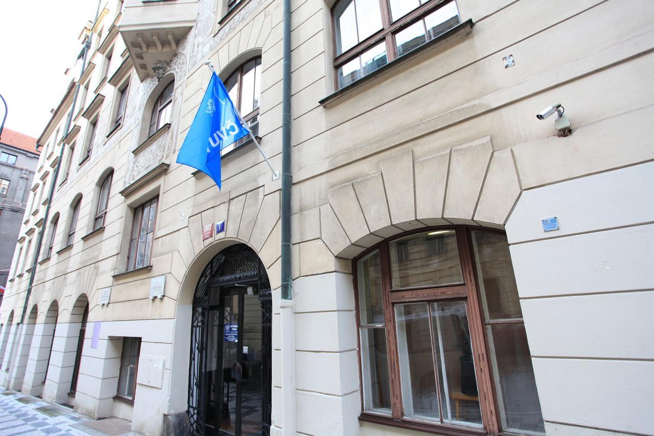 Hostel Hlavkova Prag Exterior foto